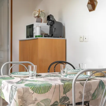 La - Parking - Jardin Rubercy